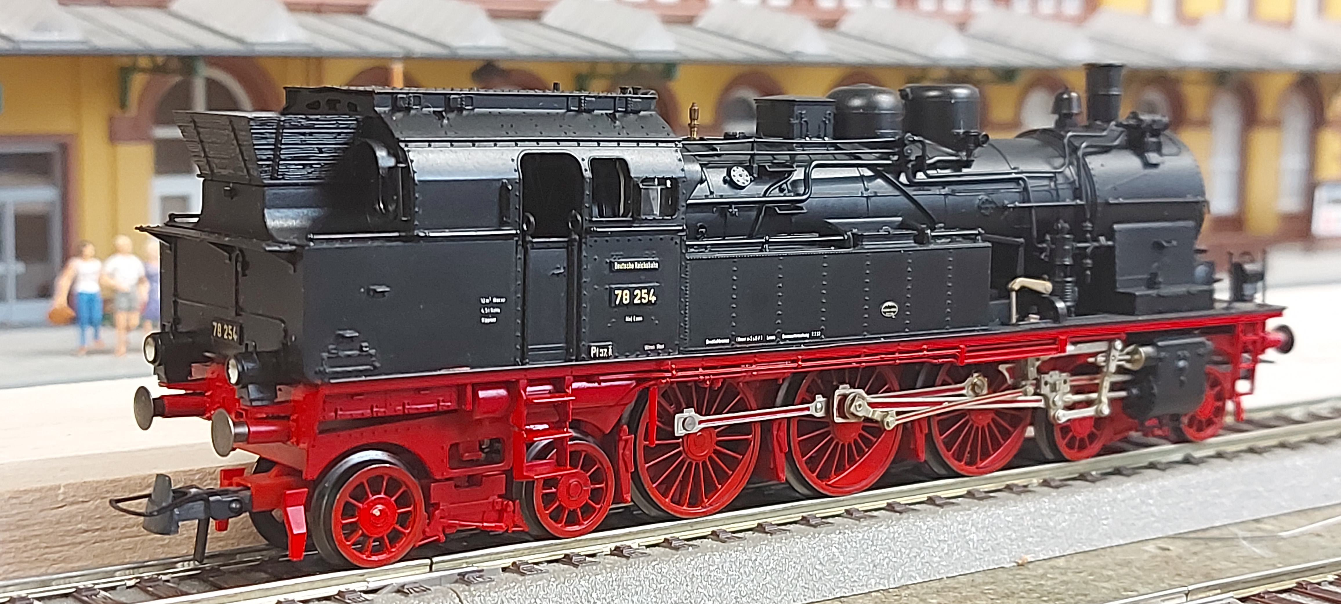 fleischmann_4077c.jpg