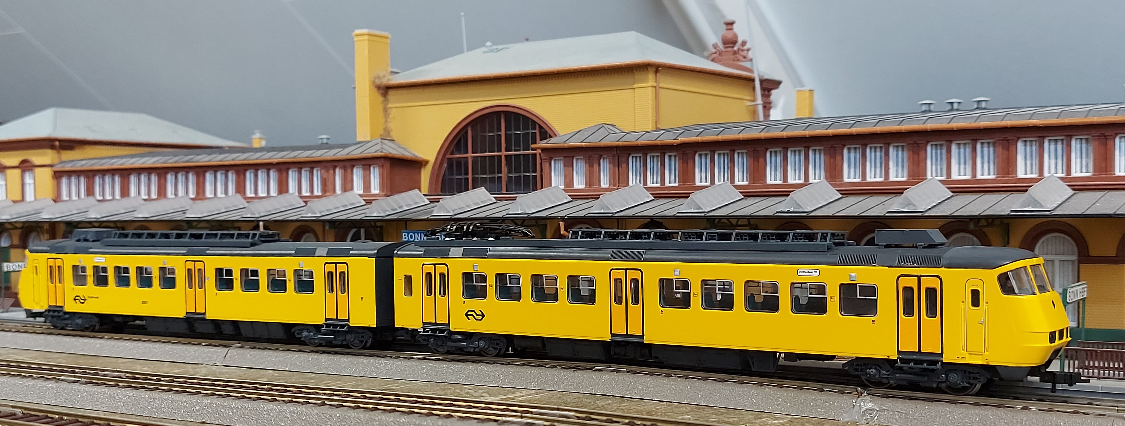 fleischmann_447103c.jpg